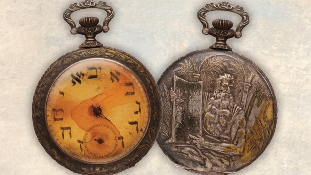 A pocket watch with a tragic story Thebuzzly 15 terrifying things recovered from the Titanic! – Lebuzzly